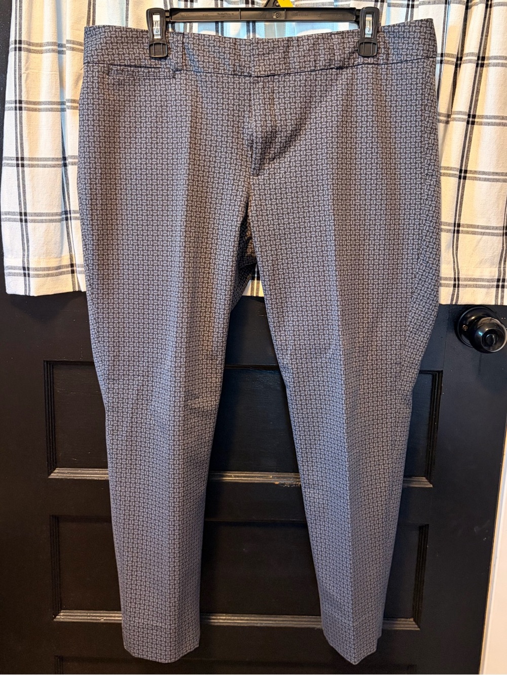 Banana Republic Black and Gray Patterned Women’s Dress Pants